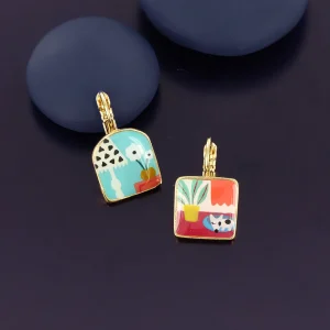 Taratata  Curieuse (curious - dog/plants) leverback earrings