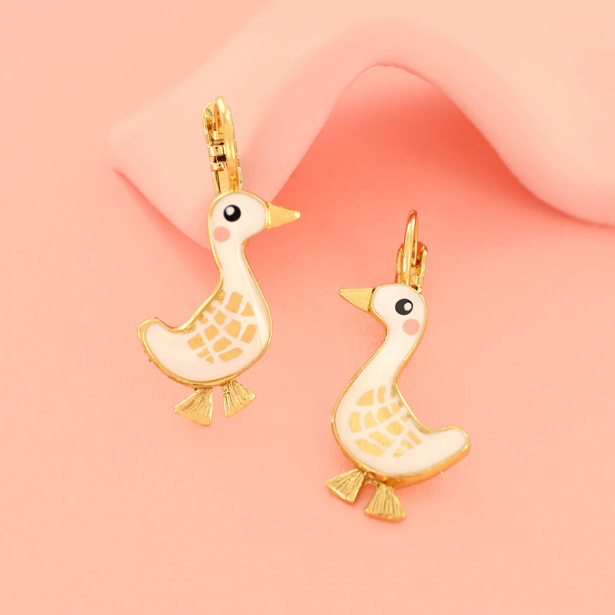 Taratata Plume (Duck) leverback earrings