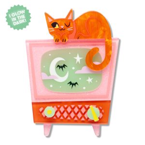 Retro Static brooch 2026